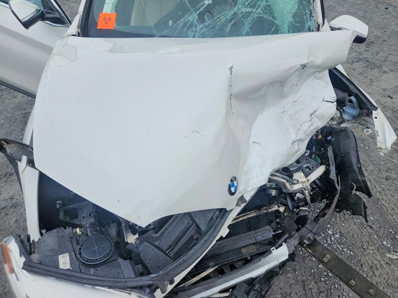 Photo 12 from auction – 2018 BMW X1 with VIN WBXHU7C38J5H41416