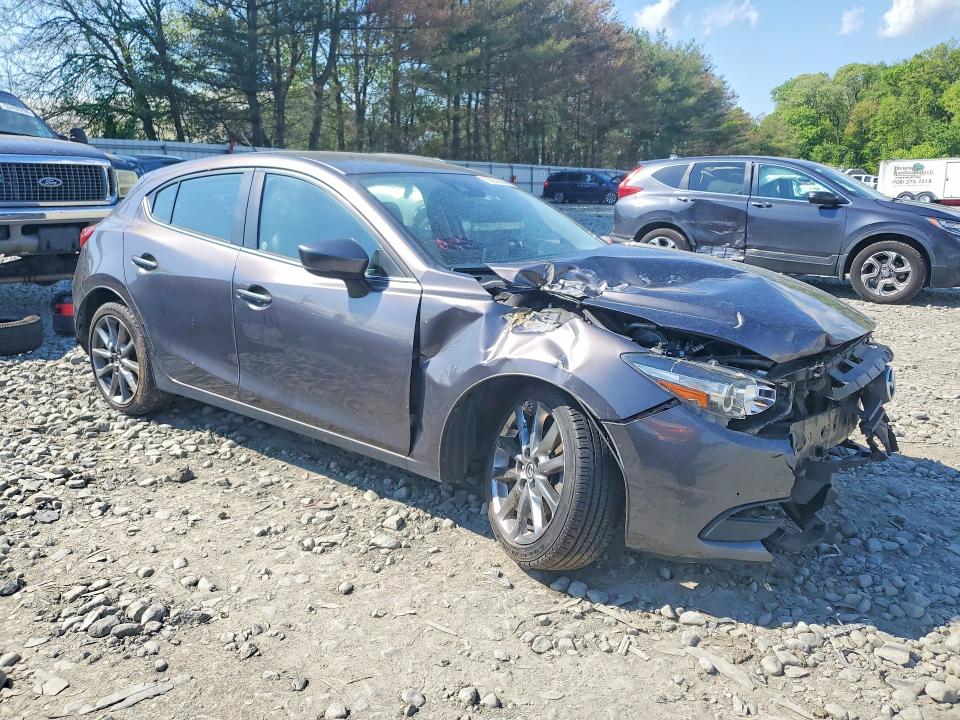 Photo 4 from auction – 2018 MAZDA 3 with VIN 3MZBN1L39JM212459