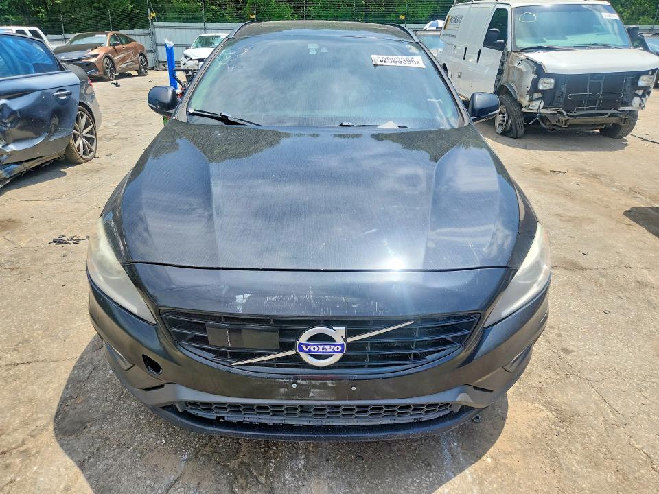 Photo 5 from auction – 2018 VOLVO V60 with VIN YV140MELXJ2389290