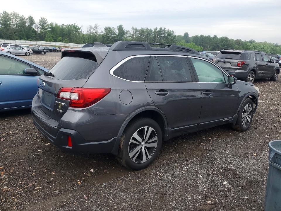 Photo 3 from auction – 2018 SUBARU OUTBACK with VIN 4S4BSANC0J3217457