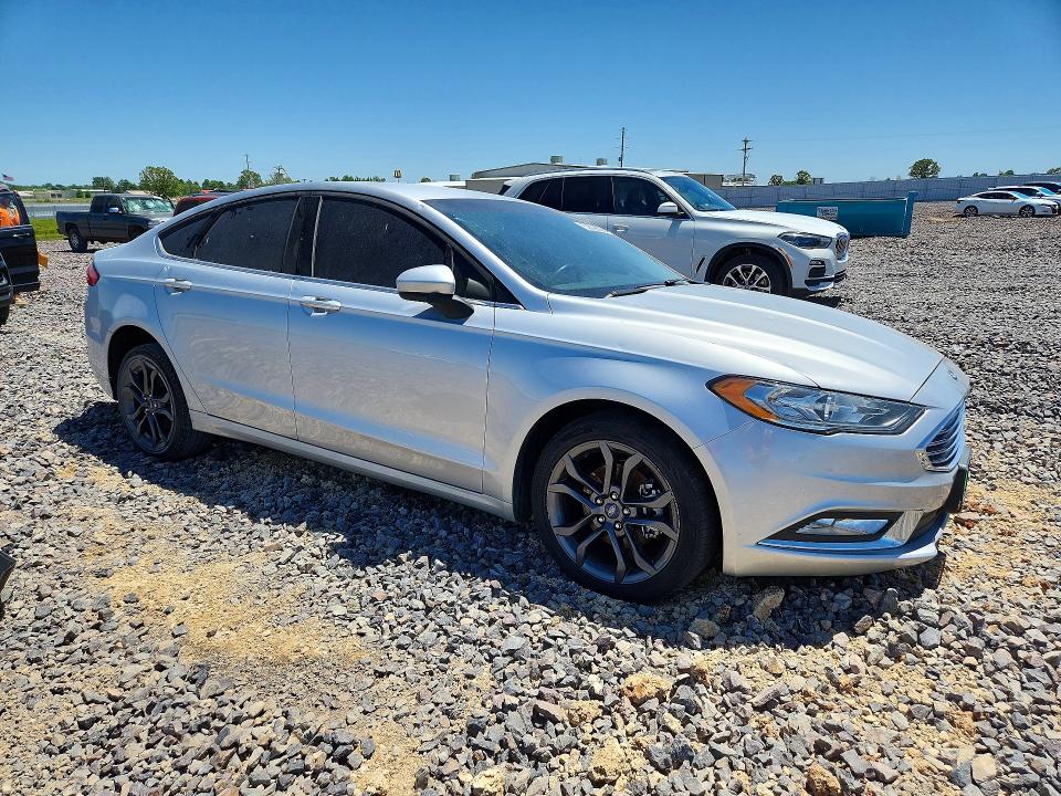 Photo 4 from auction – 2018 FORD FUSION with VIN 3FA6P0HD2JR154259