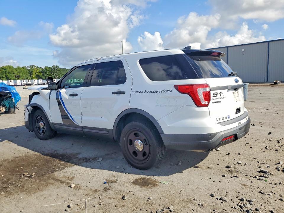 Photo 2 from auction – 2019 FORD EXPLORER with VIN 1FM5K8AR1KGB43945