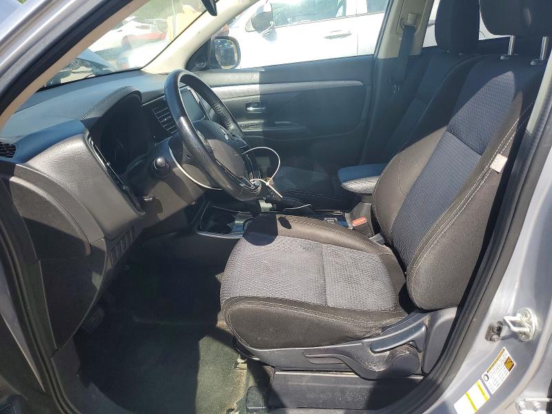 Снимка 7 от търг – 2017 MITSUBISHI OUTLANDER с VIN JA4AD3A30HZ015649