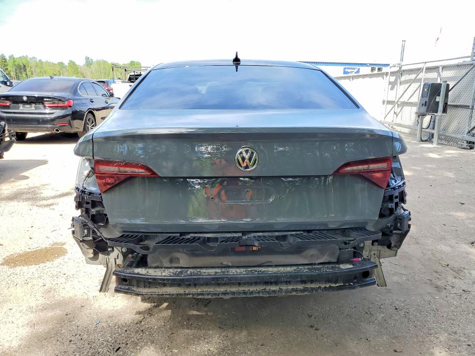 Photo 6 from auction – 2024 VOLKSWAGEN JETTA with VIN 3VW9T7BU8RM017398