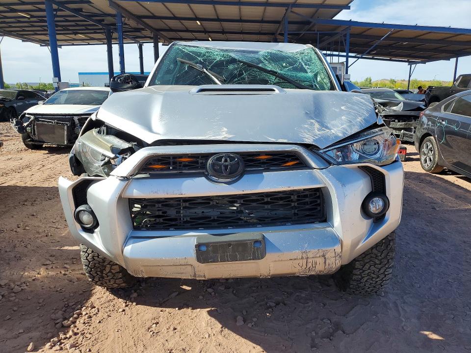 Photo 5 from auction – 2016 TOYOTA 4RUNNER with VIN JTEBU5JR5G5387290