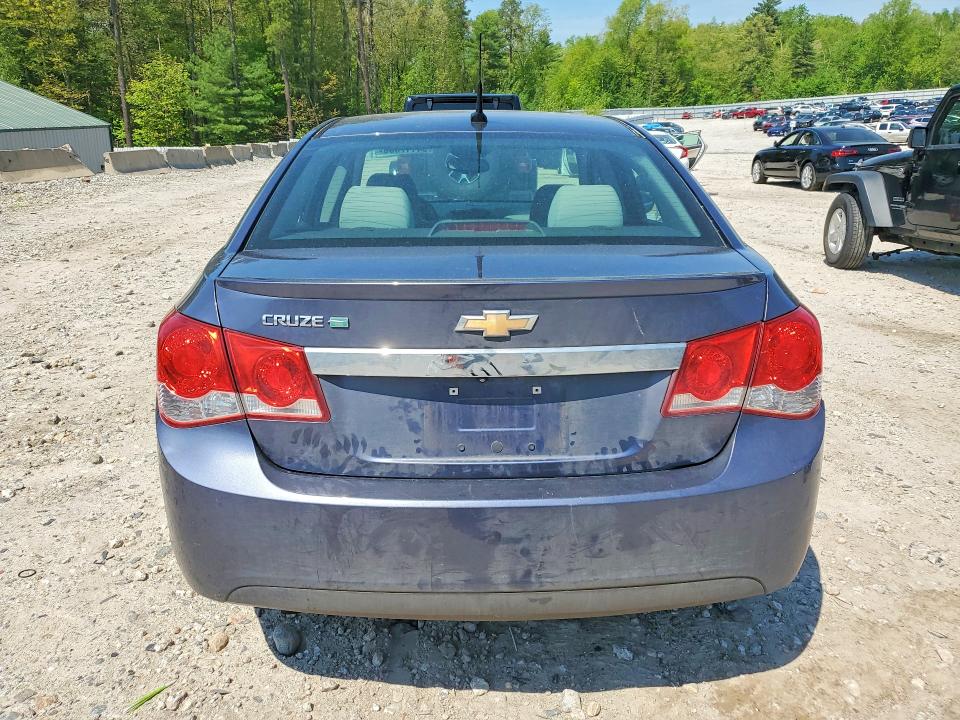 Photo 6 from auction – 2014 CHEVROLET CRUZE with VIN 1G1PH5SB0E7230907