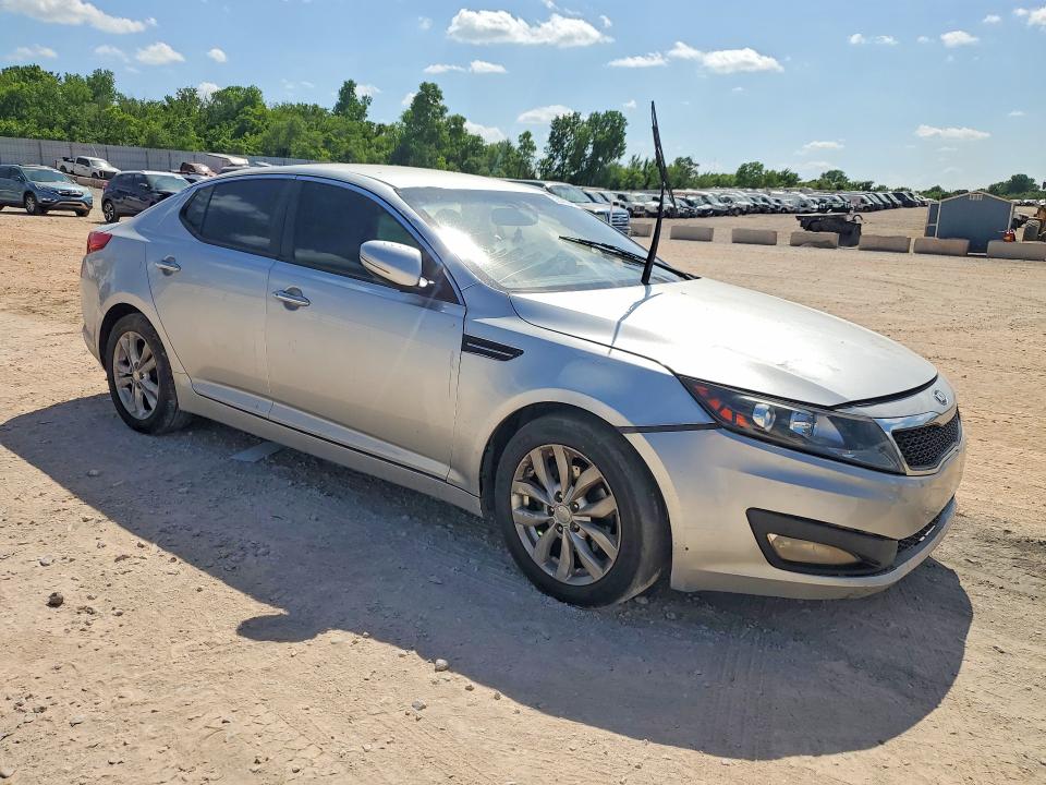 Photo 4 from auction – 2011 KIA OPTIMA with VIN KNAGN4A79B5130378