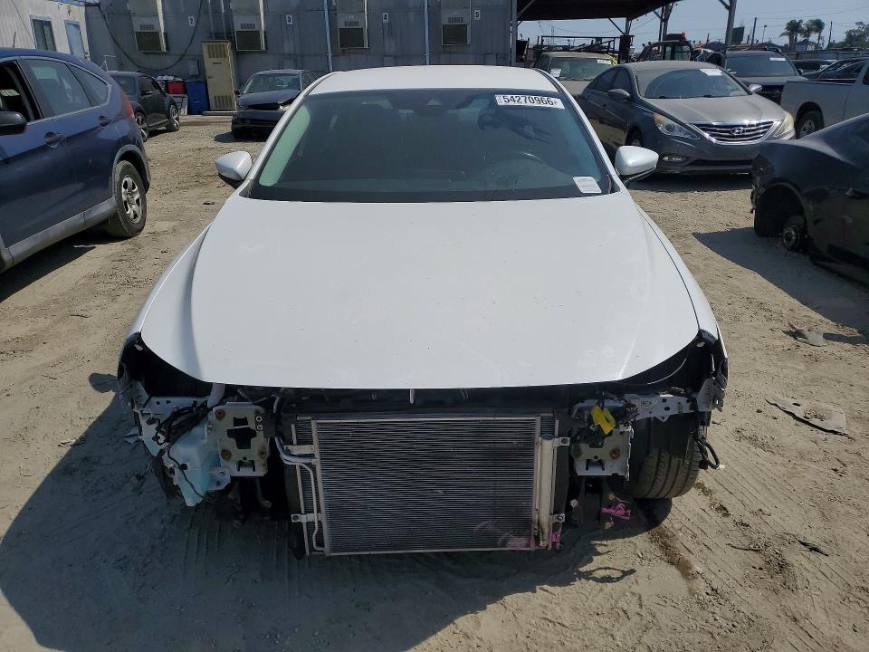 Photo 5 from auction – 2019 MAZDA 3 with VIN 3MZBPADL7KM105467