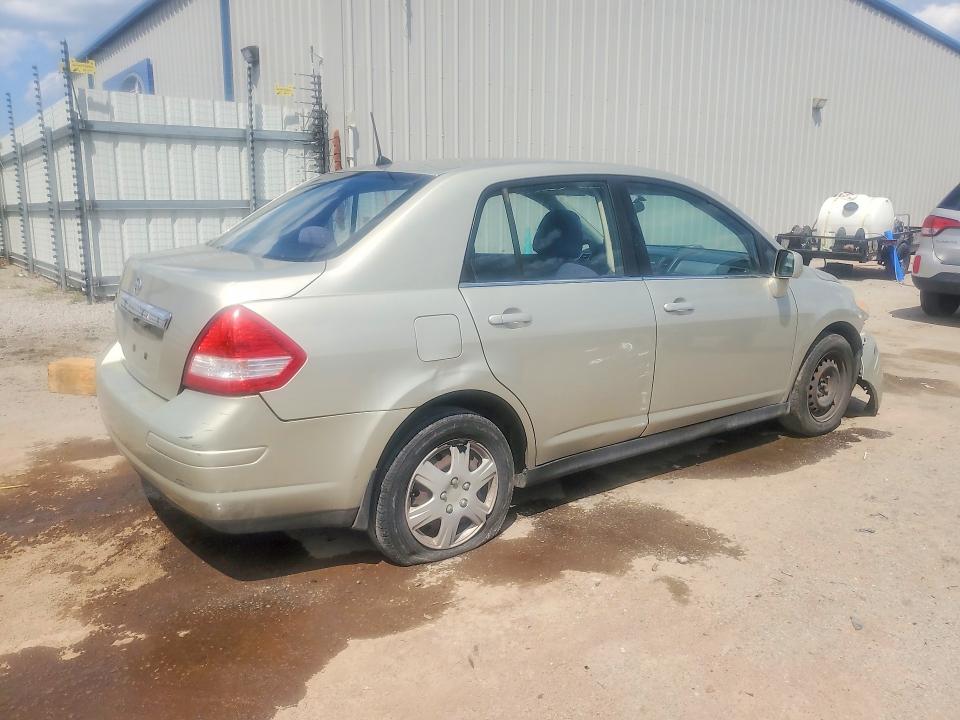 Photo 3 from auction – 2008 NISSAN VERSA with VIN 3N1BC11E88L441019