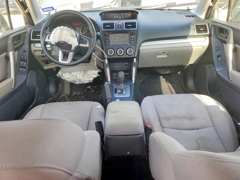 Снимка 8 от търг – 2017 SUBARU FORESTER с VIN JF2SJABC3HH442966