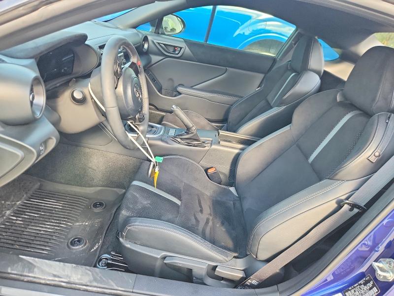 Photo 7 from auction – 2024 TOYOTA GR 86 with VIN JF1ZNBE1XR9758643