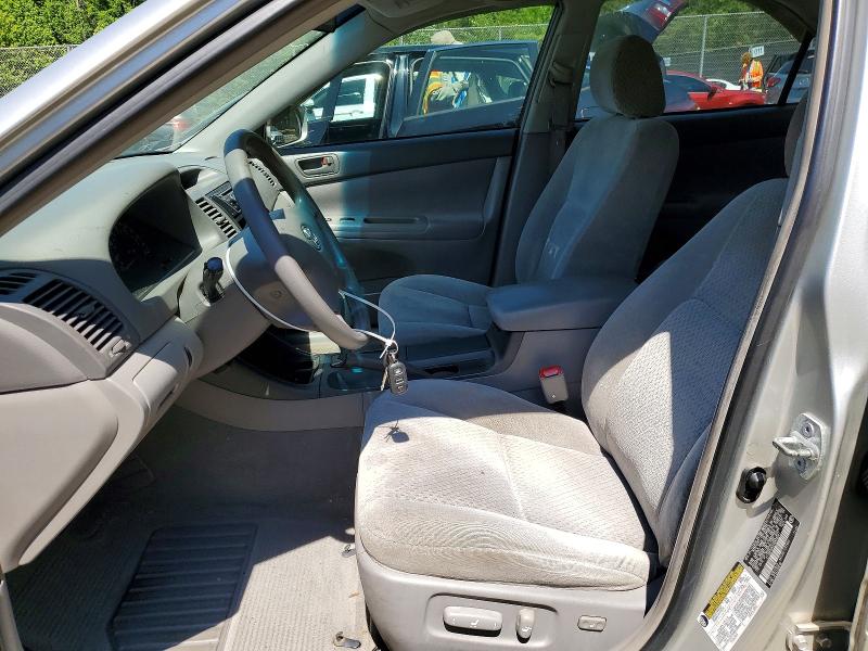 Photo 7 from auction – 2004 TOYOTA CAMRY LE with VIN 4T1BE32K54U879581
