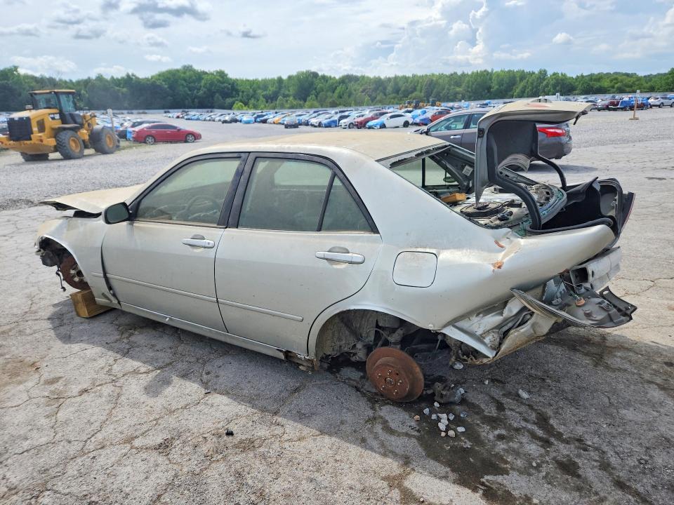 Photo 2 from auction – 2001 LEXUS IS with VIN JTHBD182910028176