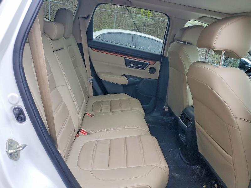Photo 11 from auction – 2019 HONDA CR-V with VIN 2HKRW2H99KH133897