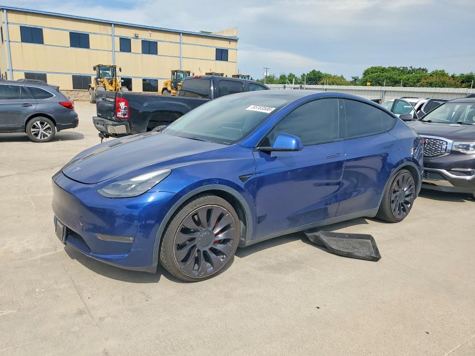 TESLA MODEL Y 2022 with VIN 7SAYGDEF8NF313067 - Photo from auction