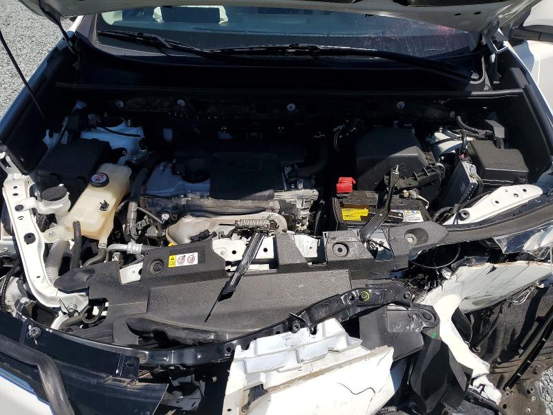 Photo 12 from auction – 2018 TOYOTA RAV4 with VIN JTMRFREV9JJ256051