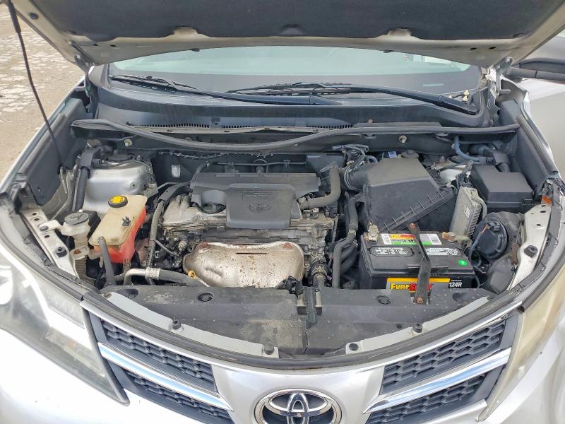 Photo 12 from auction – 2014 TOYOTA RAV4 with VIN 2T3BFREV2EW181914