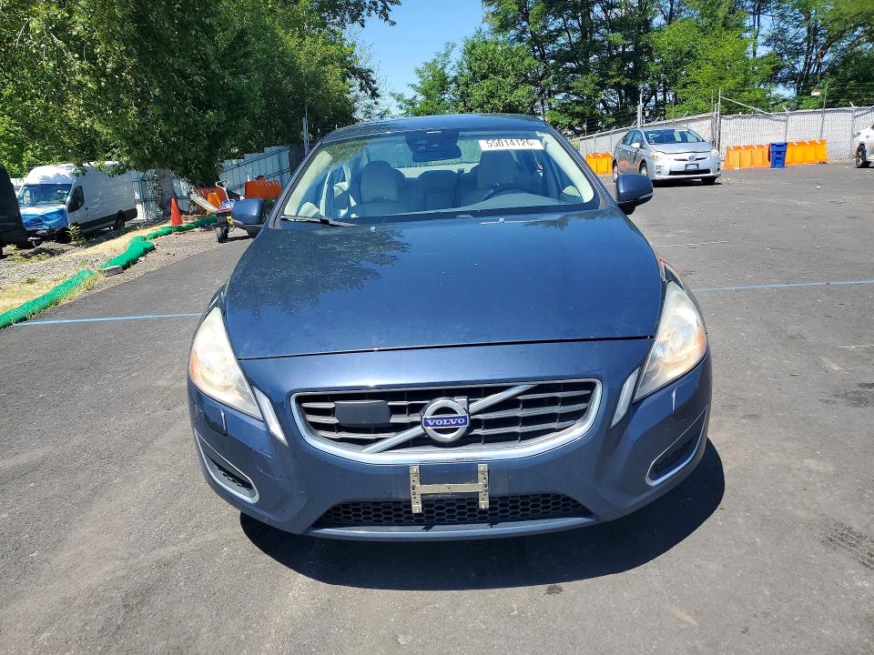Photo 5 from auction – 2013 VOLVO S60 with VIN YV1612FH4D2201260