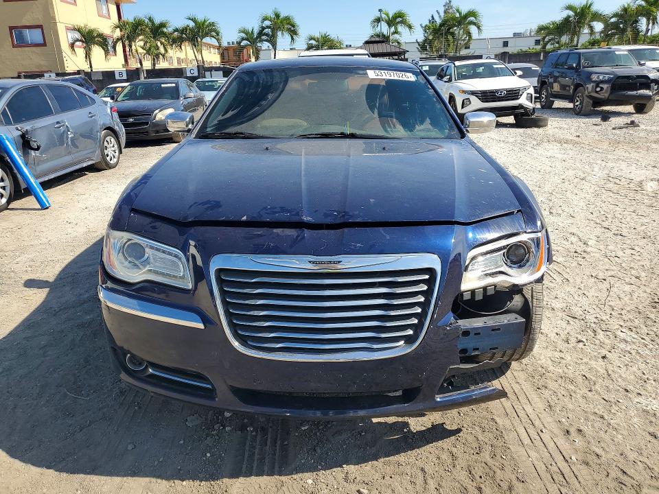 Photo 5 from auction – 2013 CHRYSLER 300 with VIN 2C3CCAAG5DH735455