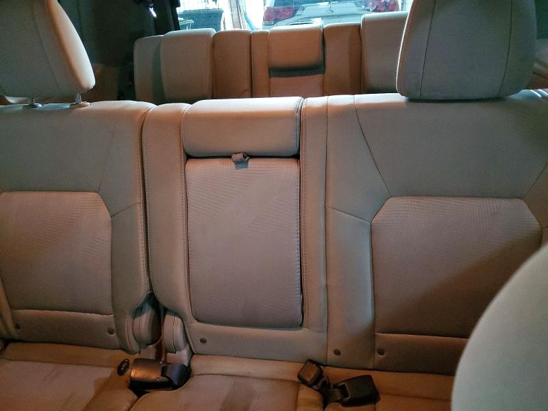Photo 10 from auction – 2015 HONDA PILOT with VIN 5FNYF4H26FB076024