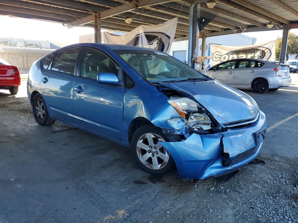 Photo 4 from auction – 2006 TOYOTA PRIUS with VIN JTDKB20U267076255