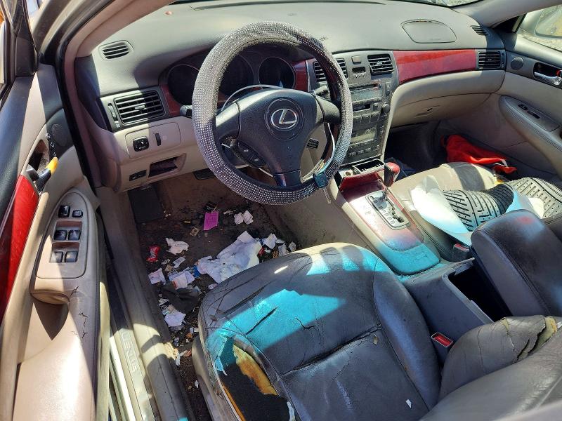 Photo 8 from auction – 2003 LEXUS ES with VIN JTHBF30G836000303