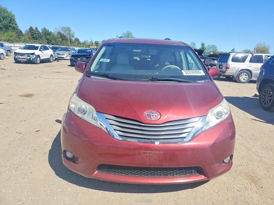 Photo 5 from auction – 2014 TOYOTA SIENNA with VIN 5TDYK3DC0ES430005