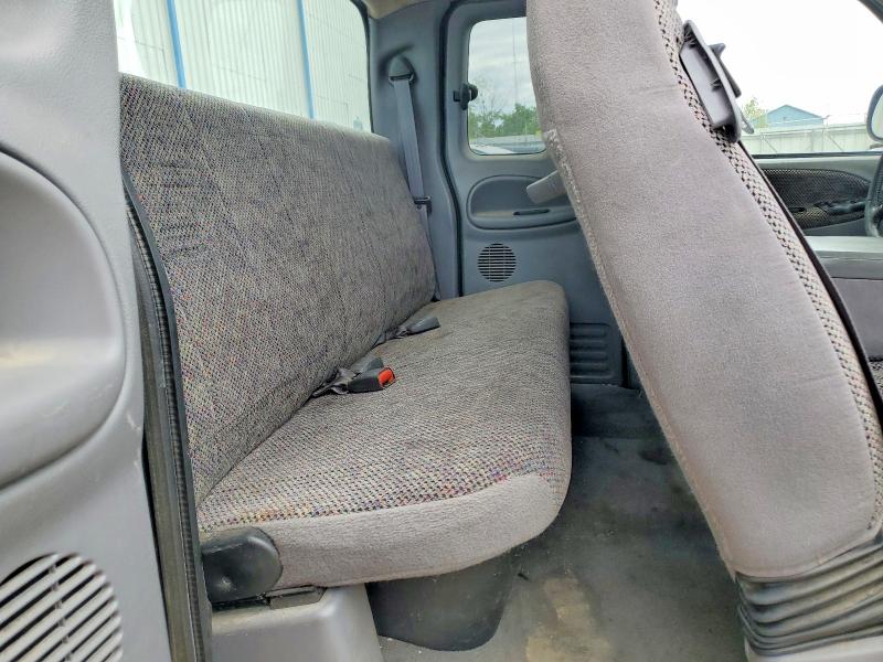 Photo 10 from auction – 2000 DODGE RAM 2500 with VIN 3B7KF236XYG143807