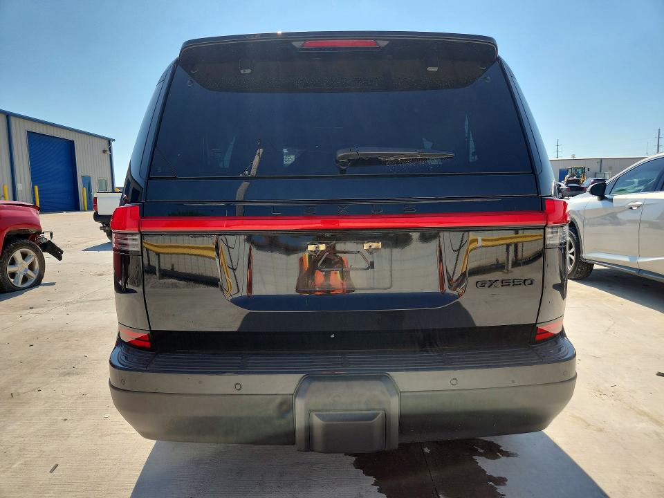 Photo 6 from auction – 2024 LEXUS GX 550 with VIN JTJTBCDX7R5023689