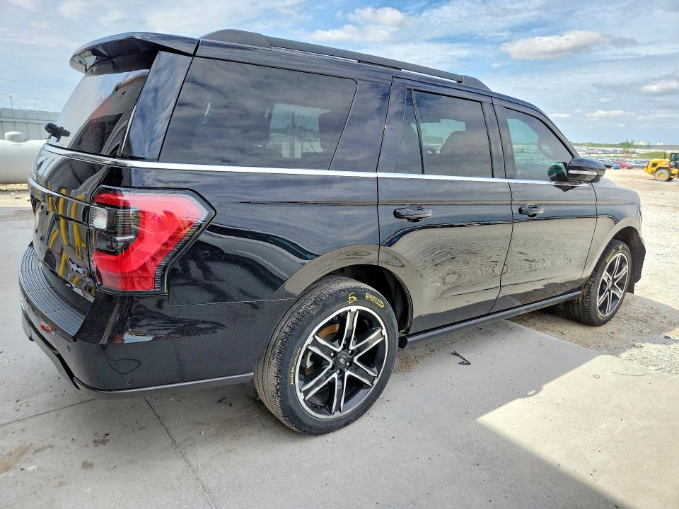 Photo 3 from auction – 2021 FORD EXPEDITION with VIN 1FMJU2AT3MEA62719