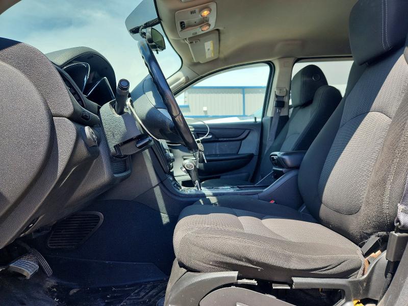 Photo 7 from auction – 2015 CHEVROLET TRAVERSE with VIN 1GNKVGKDXFJ203376