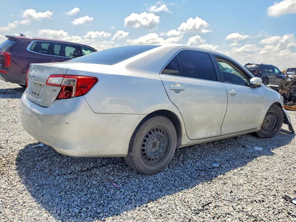 Photo 3 from auction – 2012 TOYOTA CAMRY with VIN 4T1BF1FK1CU026380