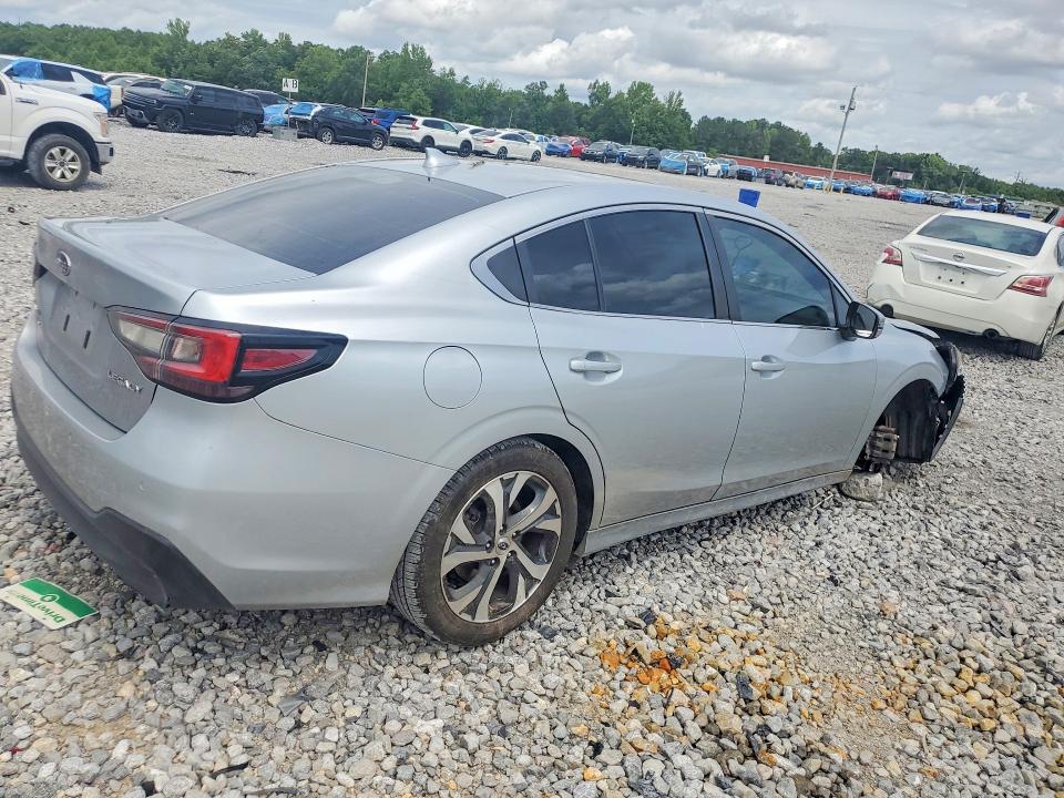 Photo 3 from auction – 2021 SUBARU LEGACY with VIN 4S3BWAN64M3013381