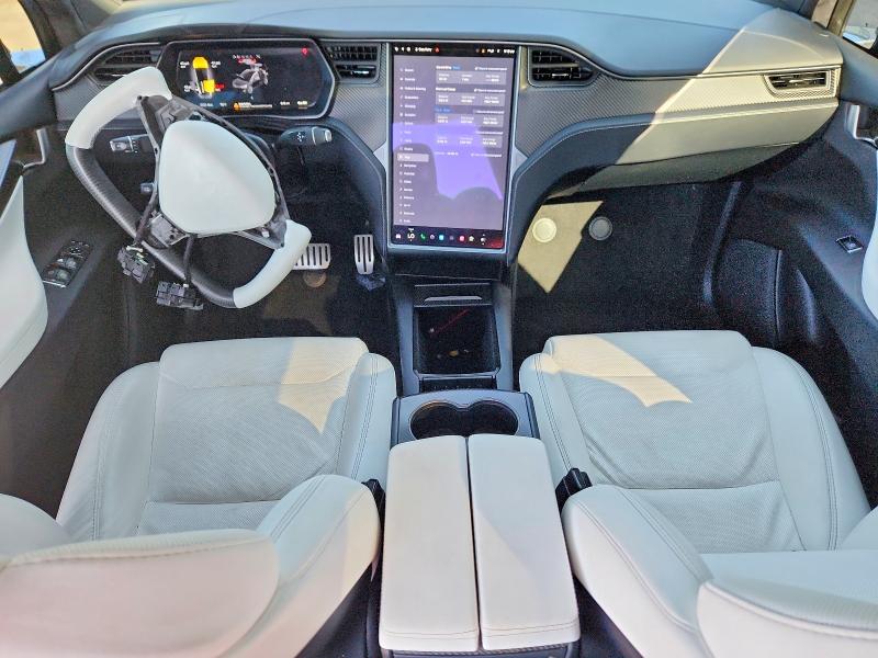 Photo 8 from auction – 2018 TESLA MODEL X with VIN 5YJXCBE46JF140893