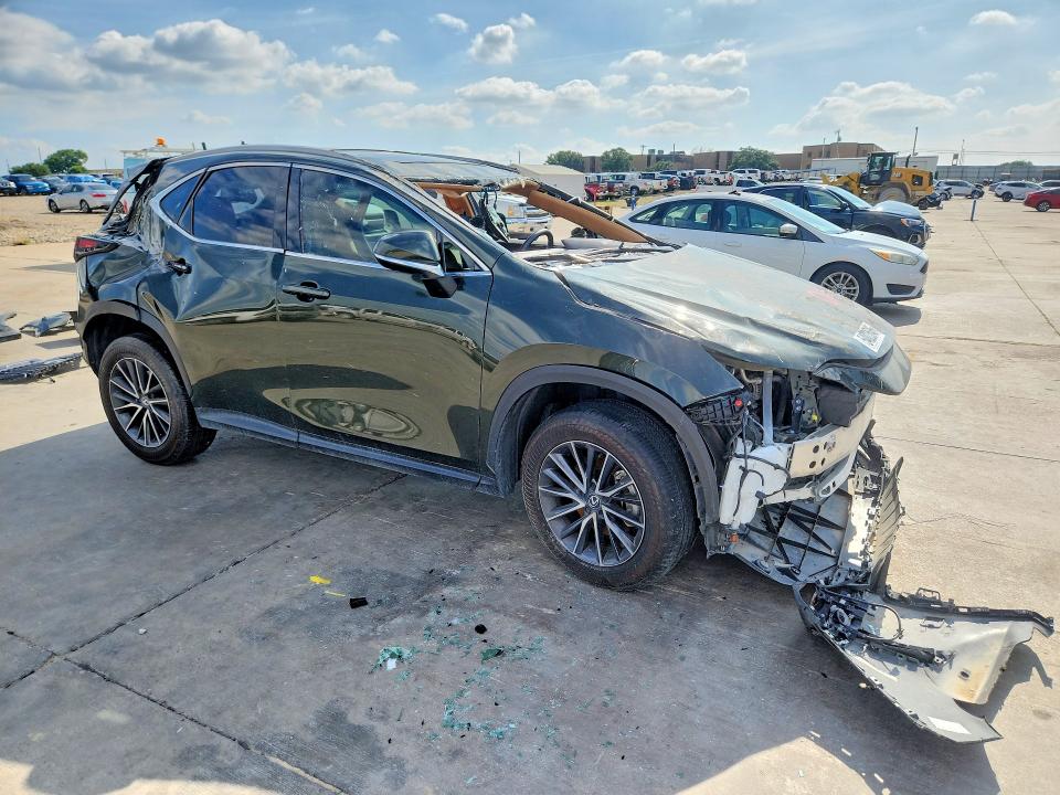Photo 4 from auction – 2025 LEXUS NX with VIN 2T2GDCAZ6SC018427