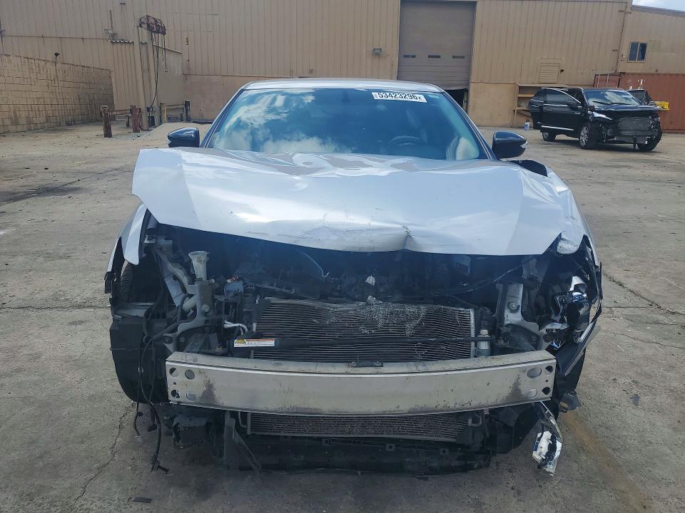 Photo 5 from auction – 2016 NISSAN MAXIMA with VIN 1N4AA6AP8GC409877