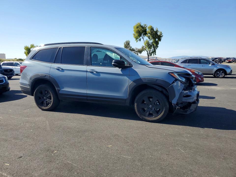 Photo 4 from auction – 2022 HONDA PILOT with VIN 5FNYF6H85NB084517