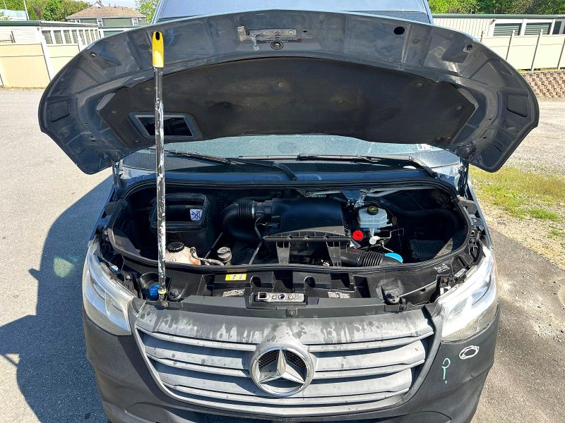 Photo 5 from auction – 2019 MERCEDES-BENZ SPRINTER with VIN WD4PF1CD8KP147104