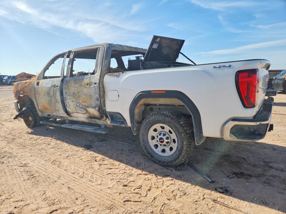 Photo 2 from auction – 2022 GMC SIERRA with VIN 1GT49LEYXNF240071