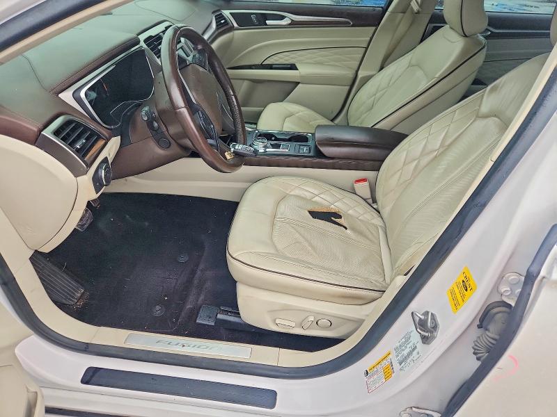 Foto 7 de la subasta – 2017 FORD FUSION con VIN 3FA6P0SU7HR154051
