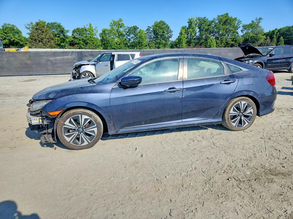 Photo 1 from auction – 2018 HONDA CIVIC with VIN 2HGFC1F33JH645202