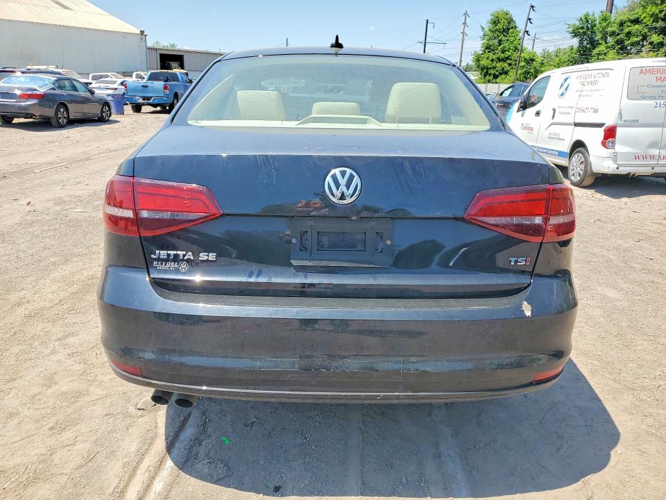 Photo 6 from auction – 2017 VOLKSWAGEN JETTA with VIN 3VWDB7AJ3HM250964