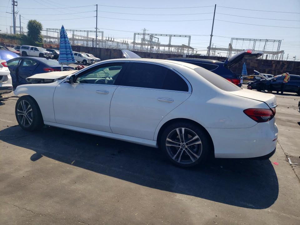 Photo 2 from auction – 2021 MERCEDES-BENZ E with VIN W1KZF8DB0MA927876