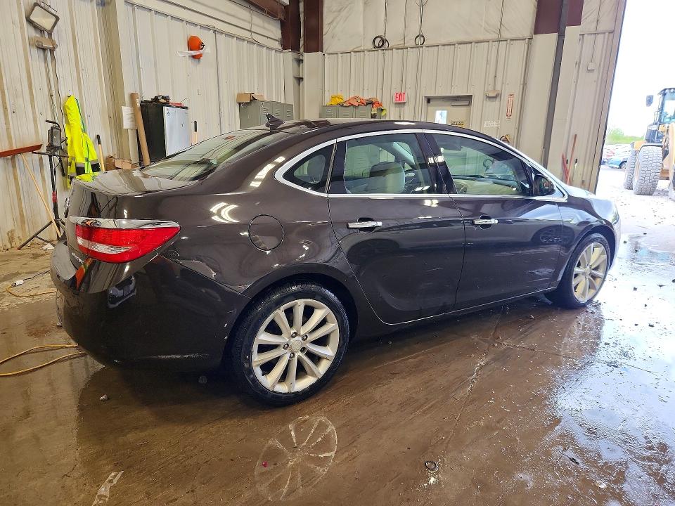 Photo 3 from auction – 2014 BUICK VERANO with VIN 1G4PP5SK3E4108808