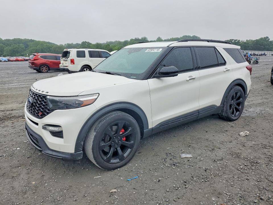 FORD EXPLORER 2022 مع رقم تعريف المركبة 1FM5K7GC8NGA16708 - صورة من المزاد