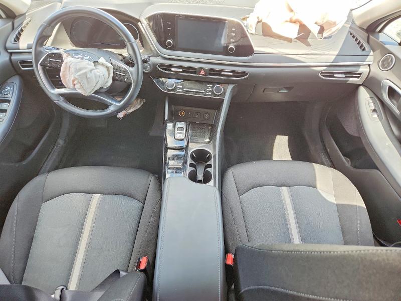 Photo 8 from auction – 2021 HYUNDAI SONATA with VIN 5NPEF4JA5MH095229