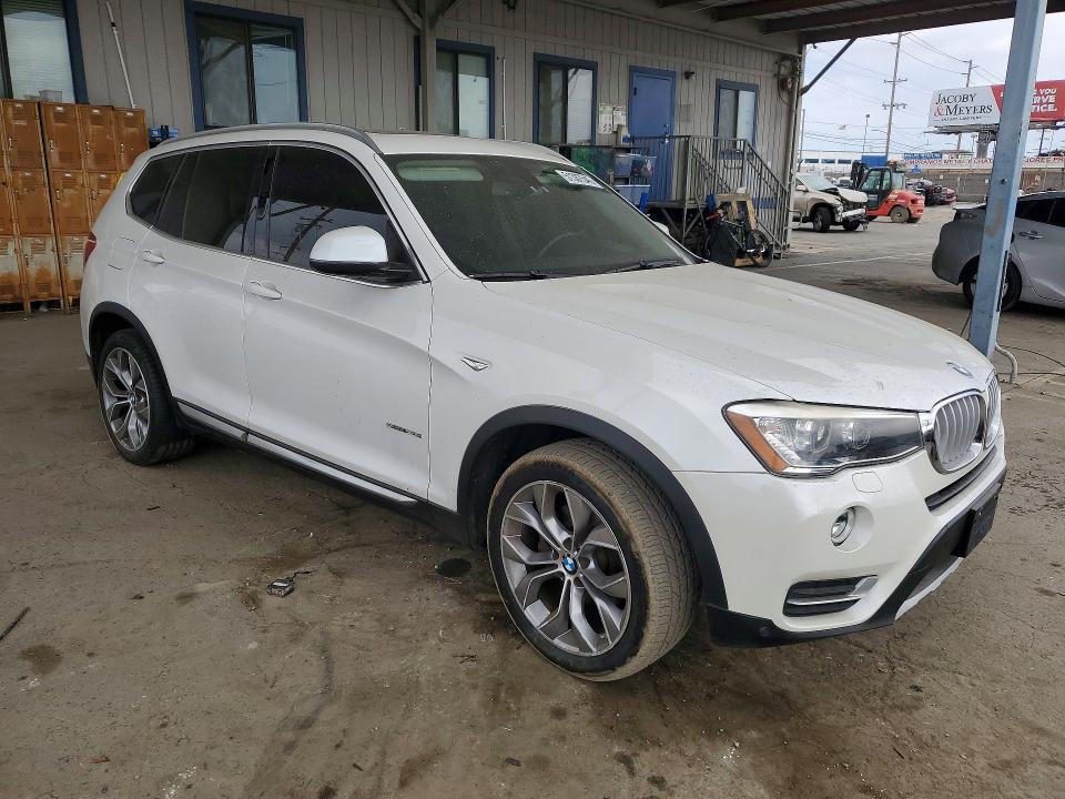 Photo 4 from auction – 2016 BMW X3 with VIN 5UXWZ7C58G0R33296