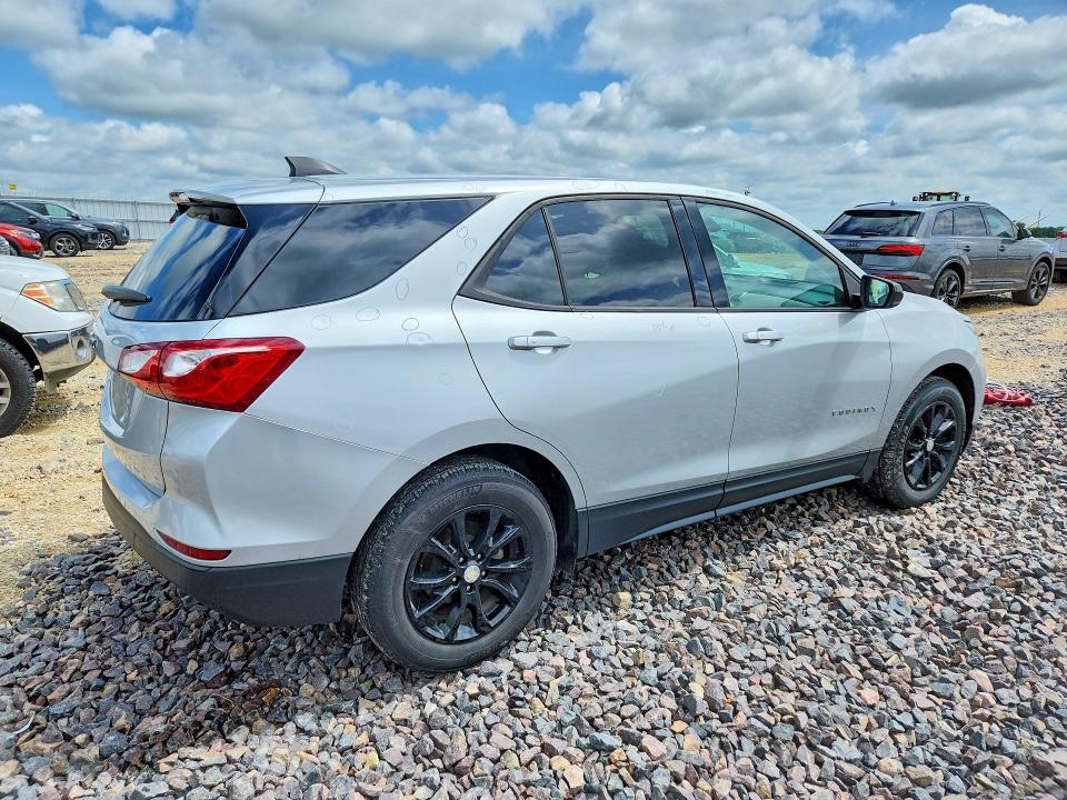 Photo 3 from auction – 2019 CHEVROLET EQUINOX with VIN 3GNAXHEV3KL149776
