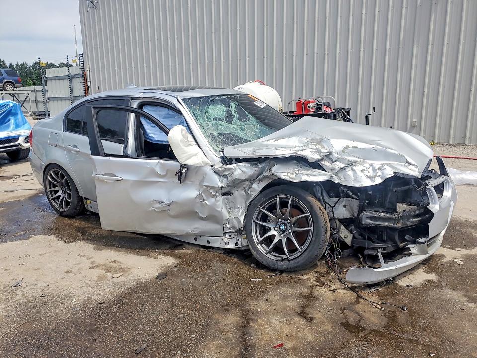 Zdjęcie 4 z aukcji – 2008 BMW 328 z VIN WBAVA33518FV66508
