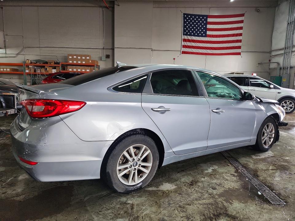 Photo 3 from auction – 2017 HYUNDAI SONATA with VIN 5NPE24AF5HH460733